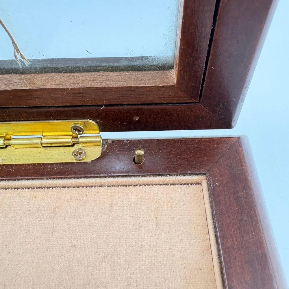 Vintage Wooden Music Box Jewelry‎ Box Pressed Flower Cottagecore Keepsake